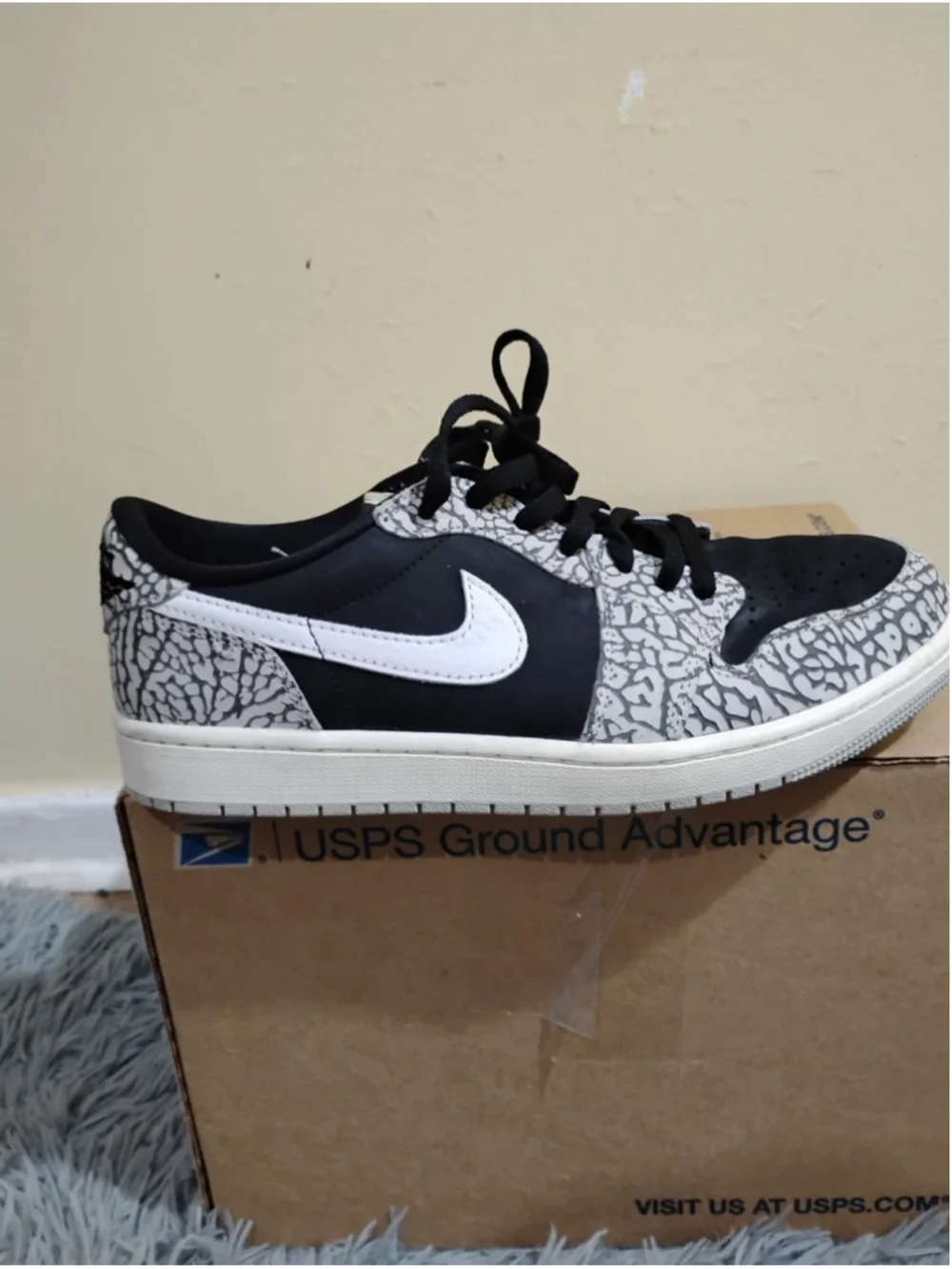 Nike Air Jordan 1 Retro OG Low Black Cement Men Size 9.5 / Women 11 CZ0790-001
